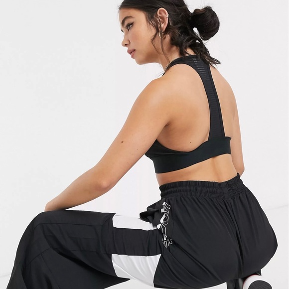 Reebok training bra - Picture 1 of 2